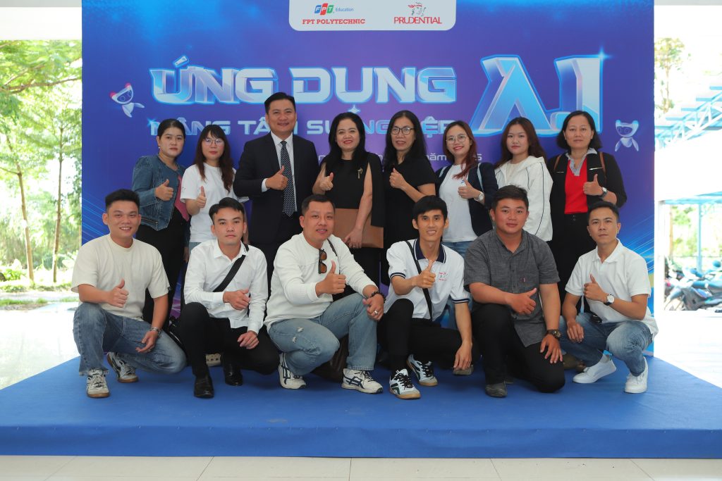 Ứng dụng ChatGPT trong công việc sau khóa tập huấn AI Cần Thơ 4